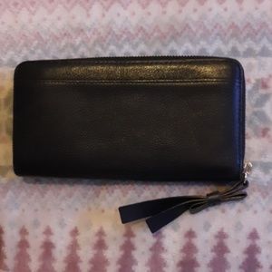 kate spade Bags - Kate Spade black wallet kate spade Bags - Kate Spade black wallet